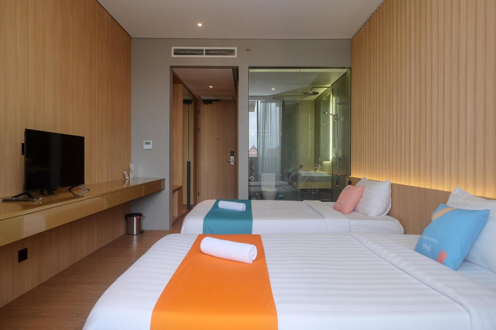 Sans Hotel Rg Living Jogja By Reddoorz Pakualaman Exteriör bild
